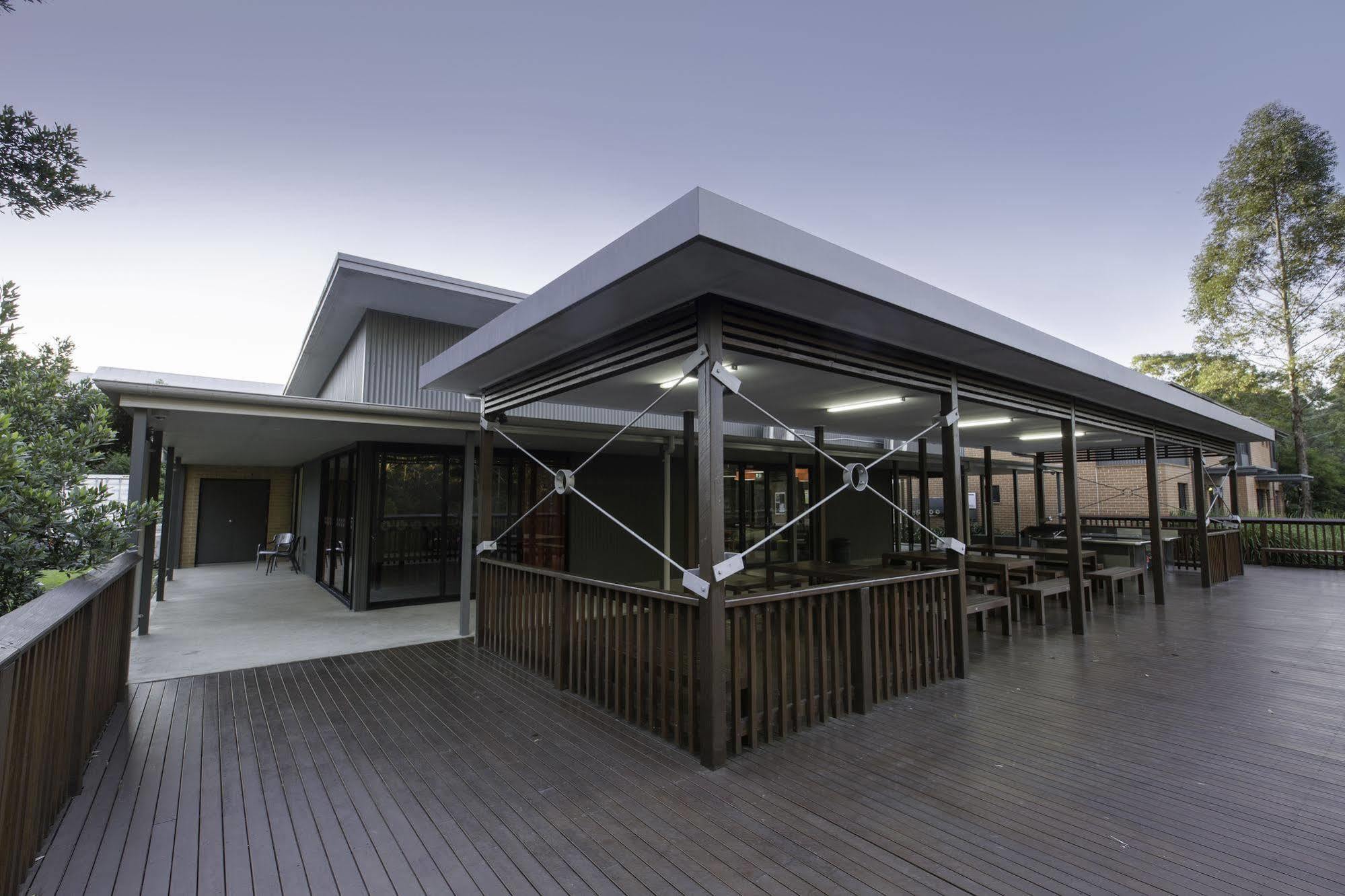 Macquarie University Village Sydney Buitenkant foto