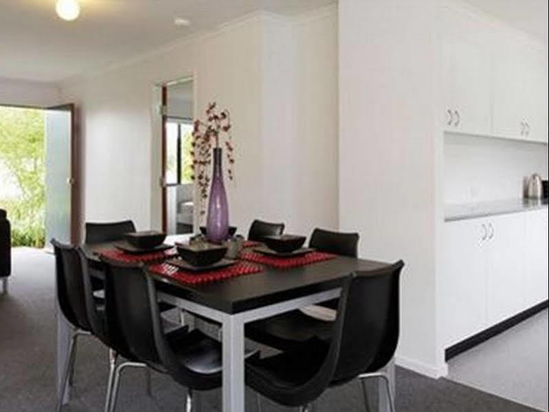 Macquarie University Village Sydney Buitenkant foto