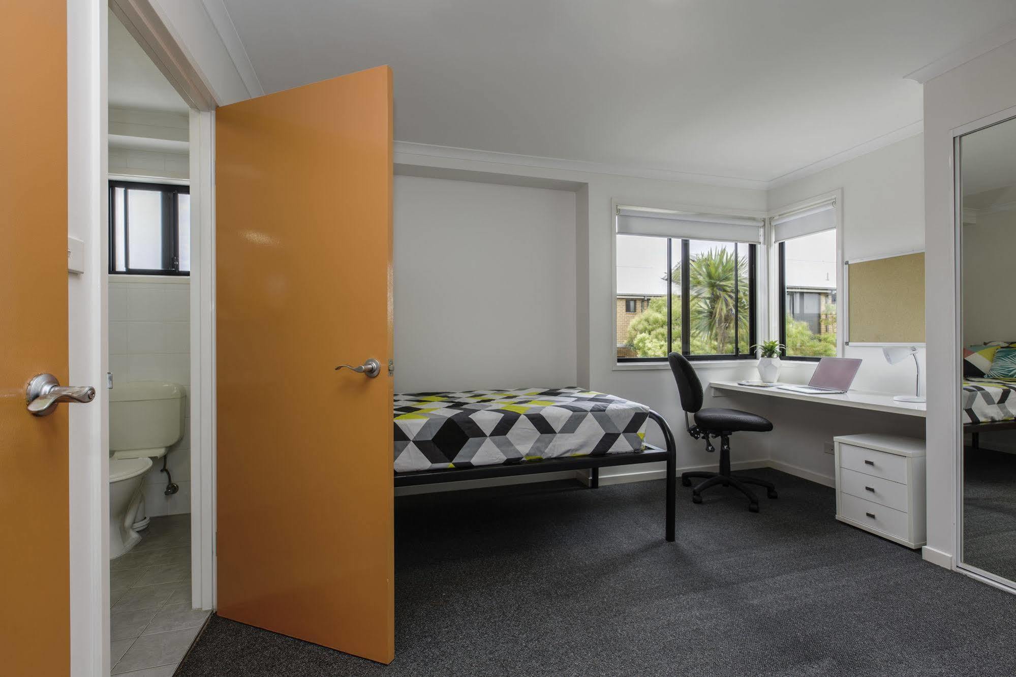 Macquarie University Village Sydney Buitenkant foto